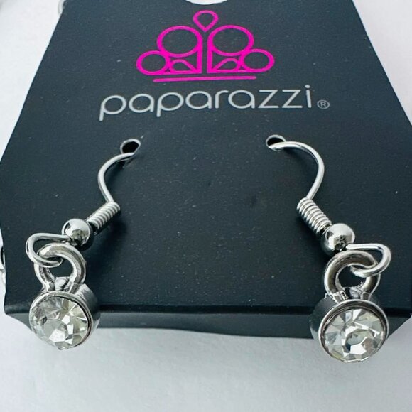 Paparazzi Silver Teal Gem Statement Necklace Set • Chunky Bib Necklace - Picture 3 of 4